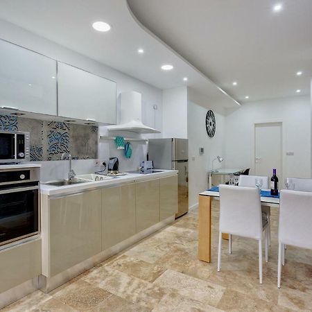 Modern 2 Bedroom Apartment In St Julians Saint Julian's 外观 照片